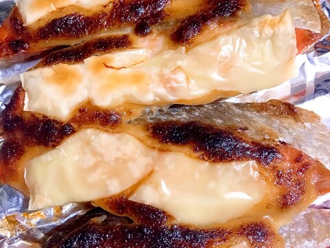 こんがりおいしい☆鮭の味噌マヨチーズ焼き